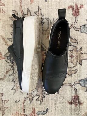 TOMS Black Slip-On Leather Platform Sneakers
